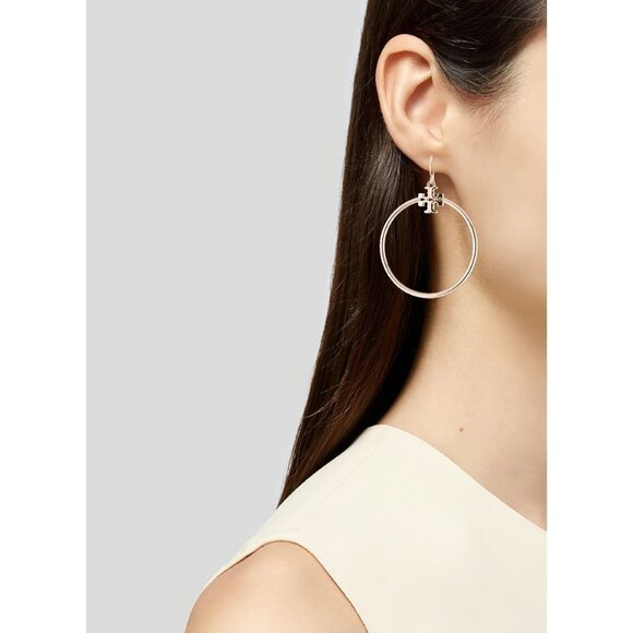Tory Burch Stacked T Logo Hoop Earrings Rose Gold OS - Picture 2 of 9
